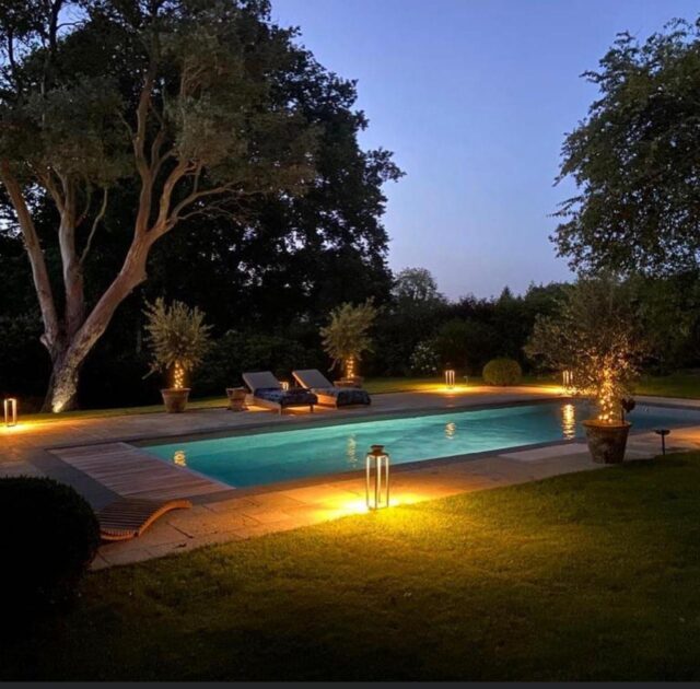 Outdoor Swimming Pool Installation